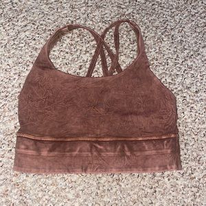 Lululemon sports bra